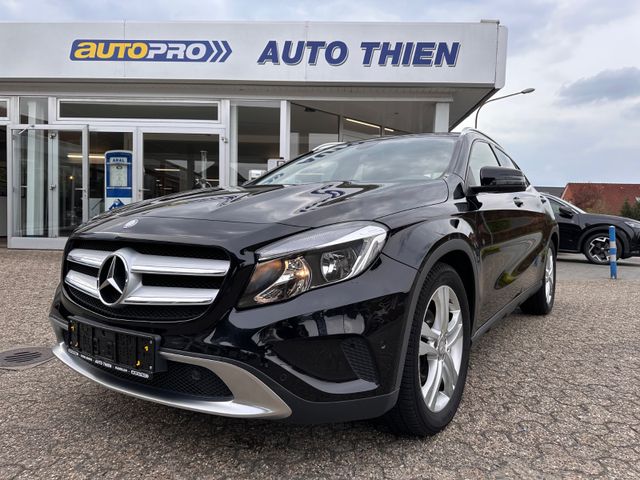 Mercedes-Benz GLA 220 CDI Urban DCT AHK/Pano/SHZG/STANDHZG/GRA