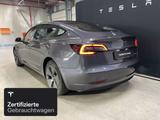 Tesla Model 3 Long Range AWD - silberne Tesla Model 3