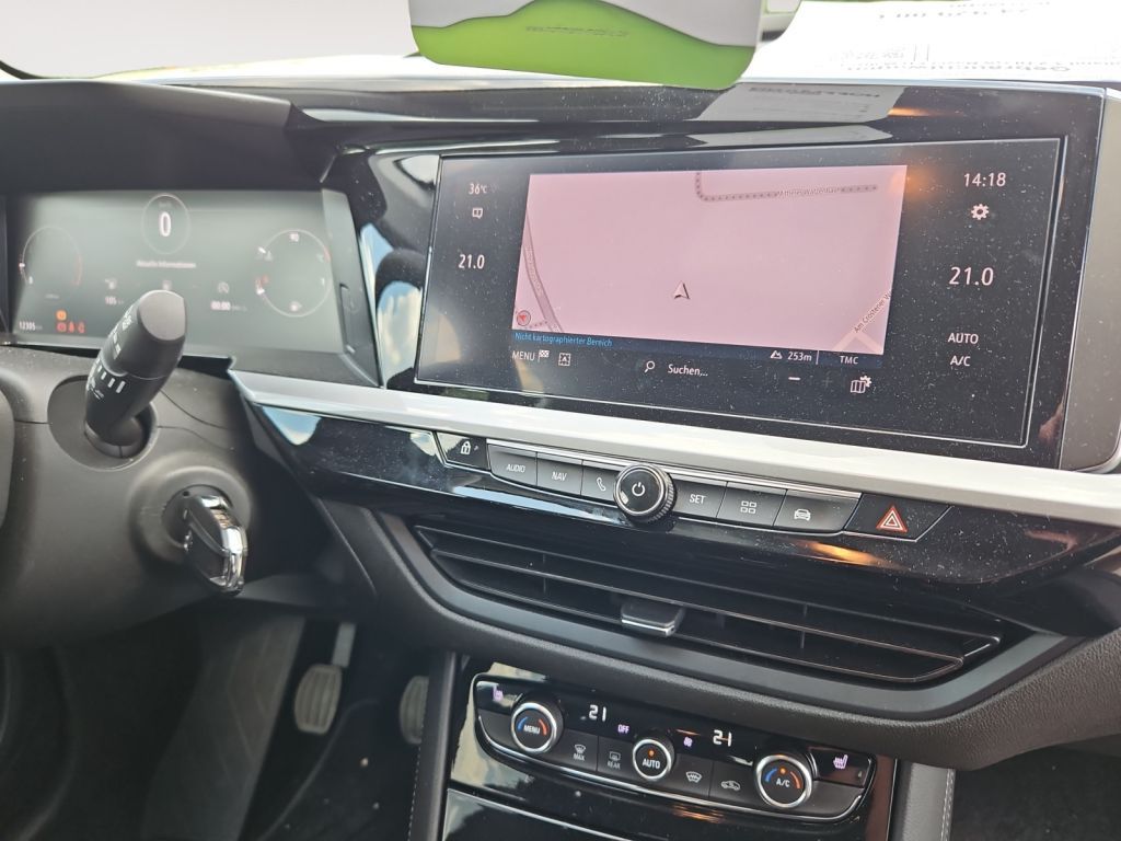 Fahrzeugabbildung Opel Grandland 1.2 GS Navi LED Matrix Park&Go WKR Alu