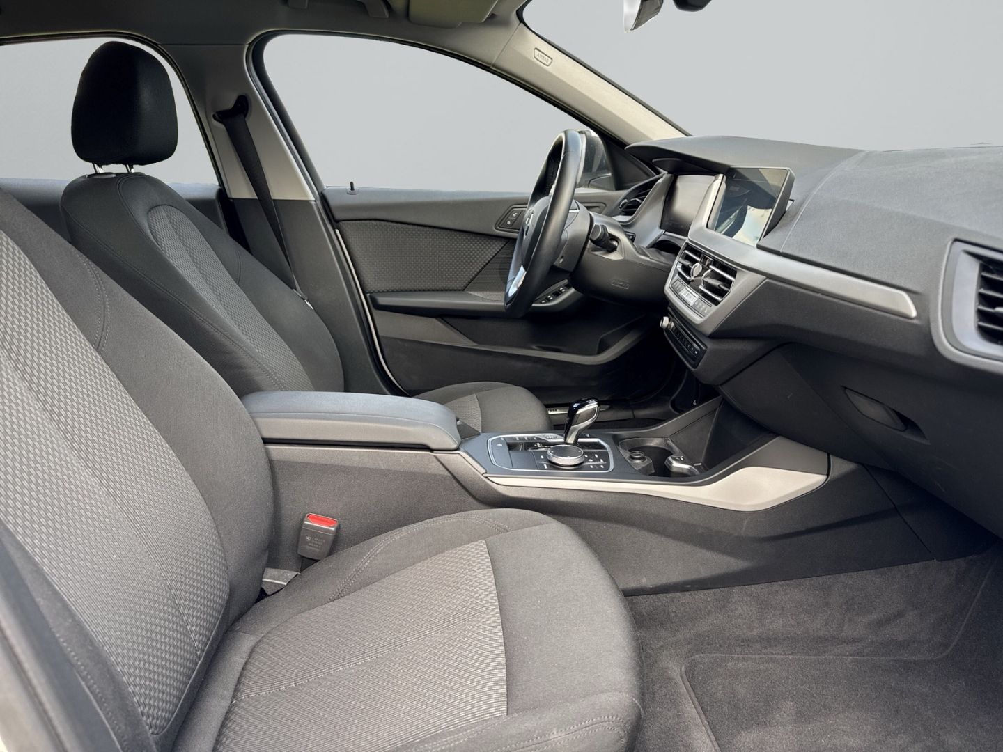 BMW 118 i Advantage Driving Assitant Fernlichtassist foto 13