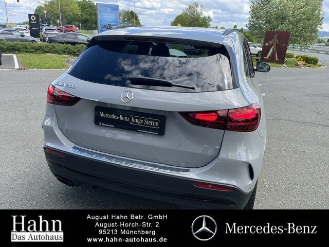 Fahrzeugabbildung Mercedes-Benz GLA 200 AMG/NIGHT/MULTIB./AHK/360/PANO/TOTW./...