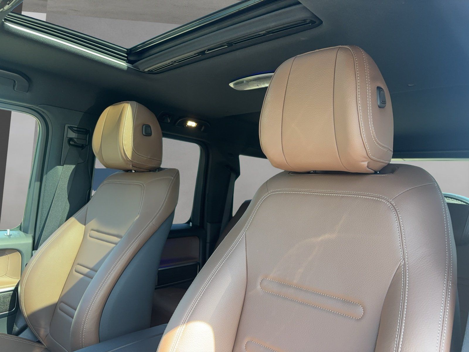 Fahrzeugabbildung Mercedes-Benz G 450d Exclusiv DISTRO KeyGo GSD Night MLED 360°