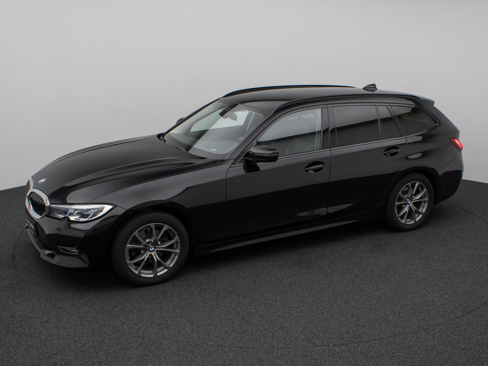Fahrzeugabbildung BMW 320d Sport Line DAB Laser HUD Cockpit+ Komfort