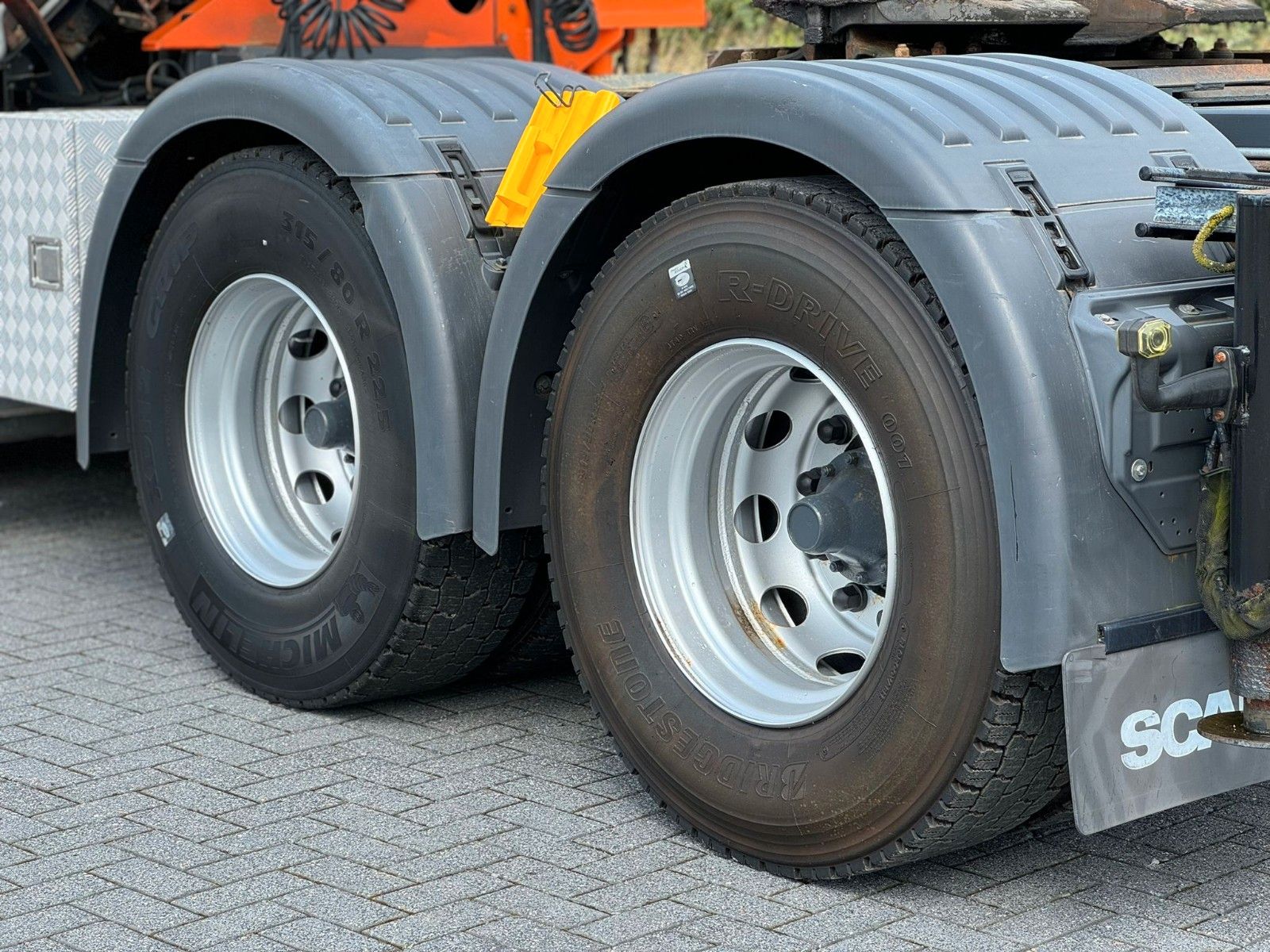 Fahrzeugabbildung Scania R 500 V8 SZM  PK29002 4x hydr. 4-Punkt Abstz 6x4