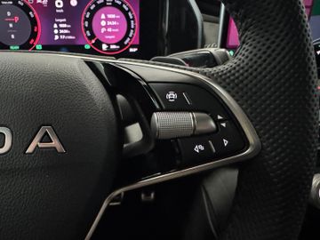Fahrzeugverkauf 17 Skoda Kodiaq 1.5 TSI Sportline AHK "sofort verfügbar"