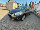 Toyota Auris 1,4 - Toyota Auris in Ludwigshafen