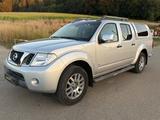 Nissan Navara Pickup Double Cab LE V6 4X4 - Nissan Navara aus 2015