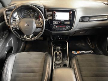 MYAUTOCENTER – Gebraucht- und Jahreswagen mit Werkstattservice in Pfaffenhofen Mitsubishi Outlander Active+ 4WD *1. Hand*AHK*Bi-LED*
