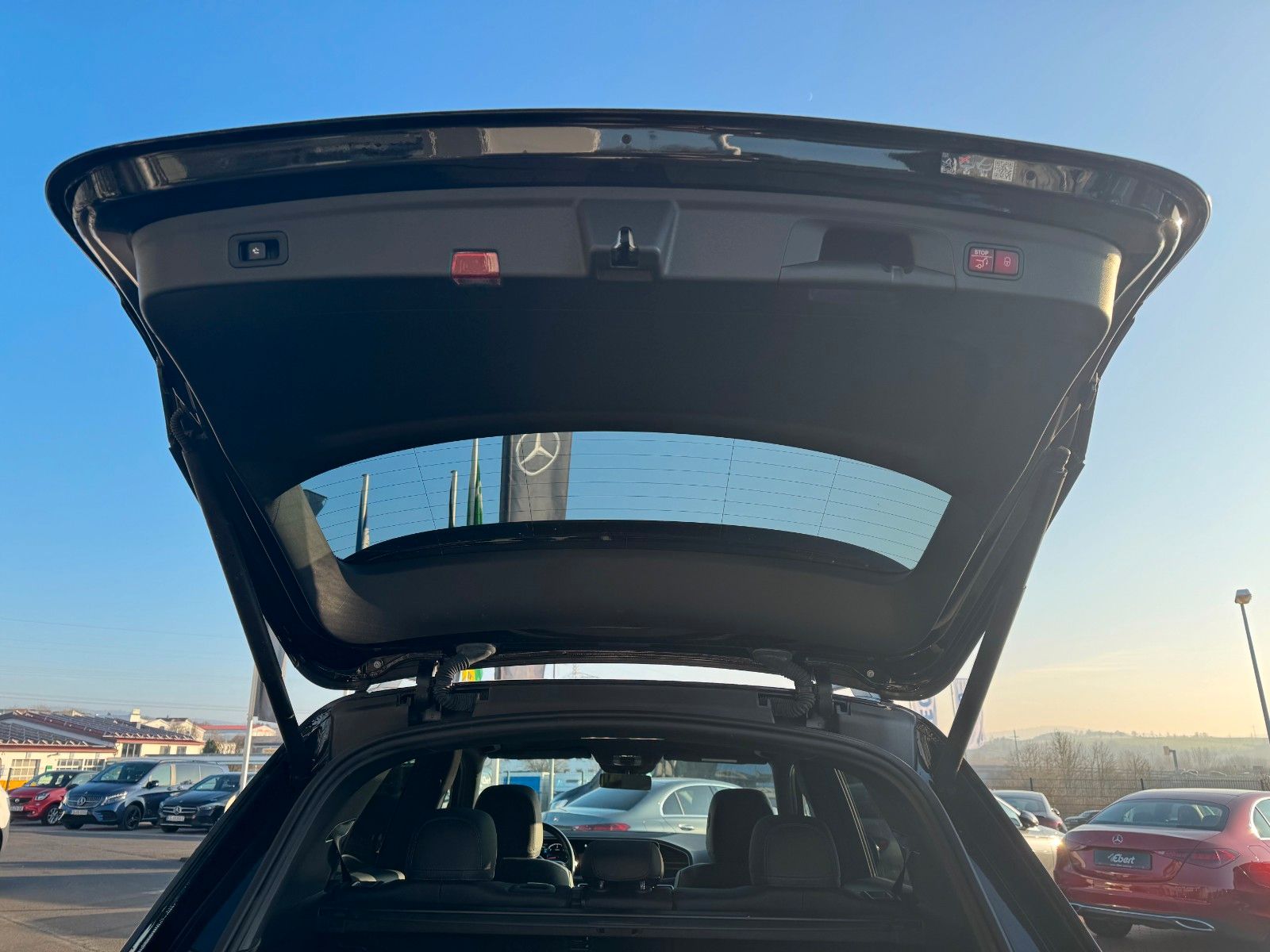 Fahrzeugabbildung Mercedes-Benz GLE 300 d AMG BURM+AHK+AIRM+PANO+MEMORY+21"