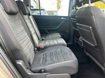 Volkswagen Touran - 5