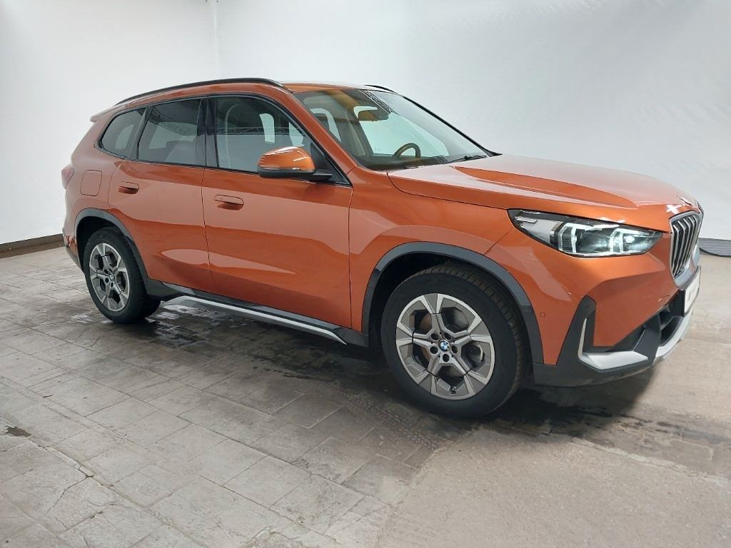BMW X1 23d xDrive xLine H&K AHK ACC adpt. LED Memory foto 3