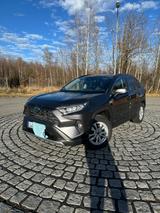 Toyota RAV 4 2.5 Hybrid Auto - - Toyota RAV 4 mit Benzin-Antrieb: Automatik