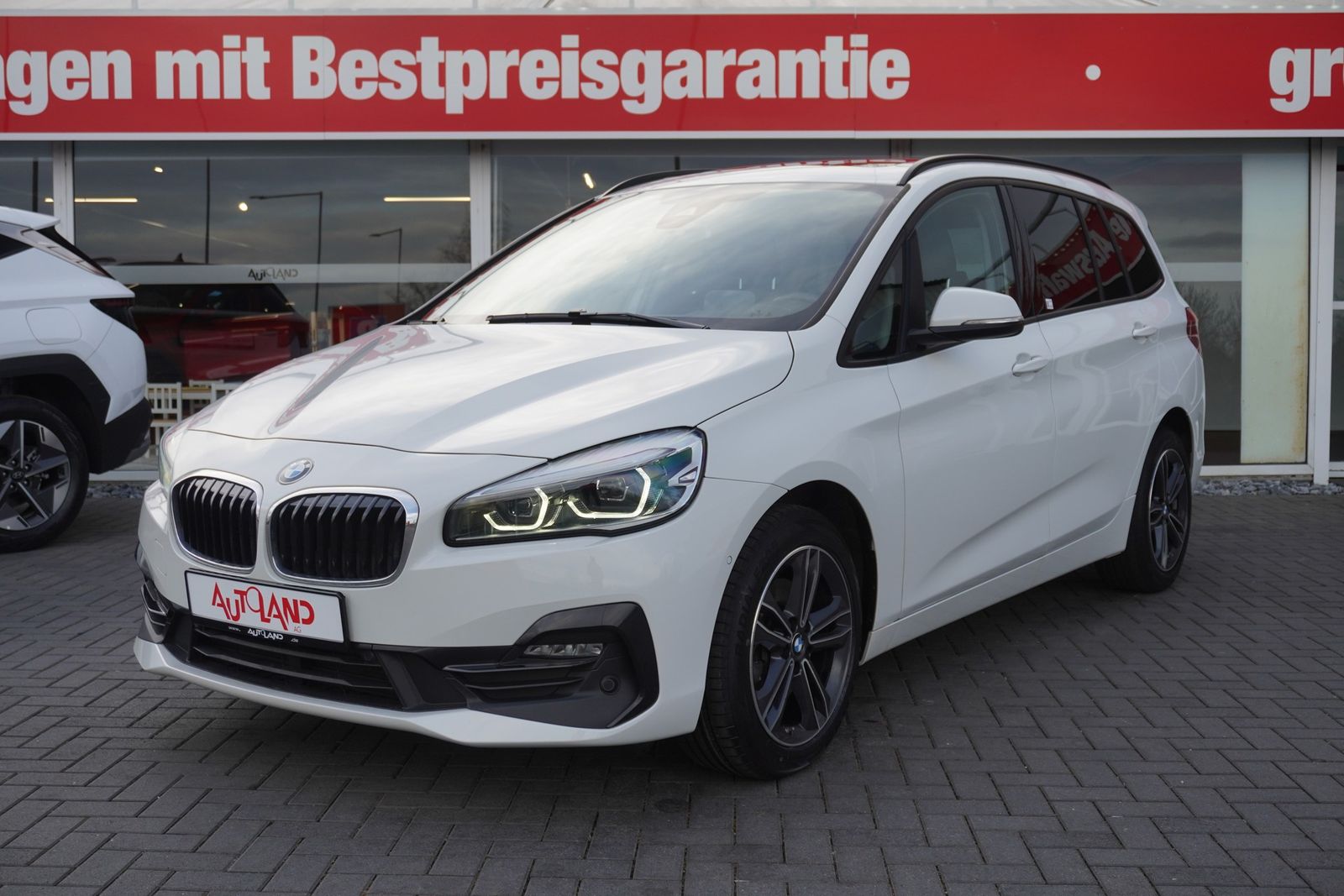 BMW 218 2022