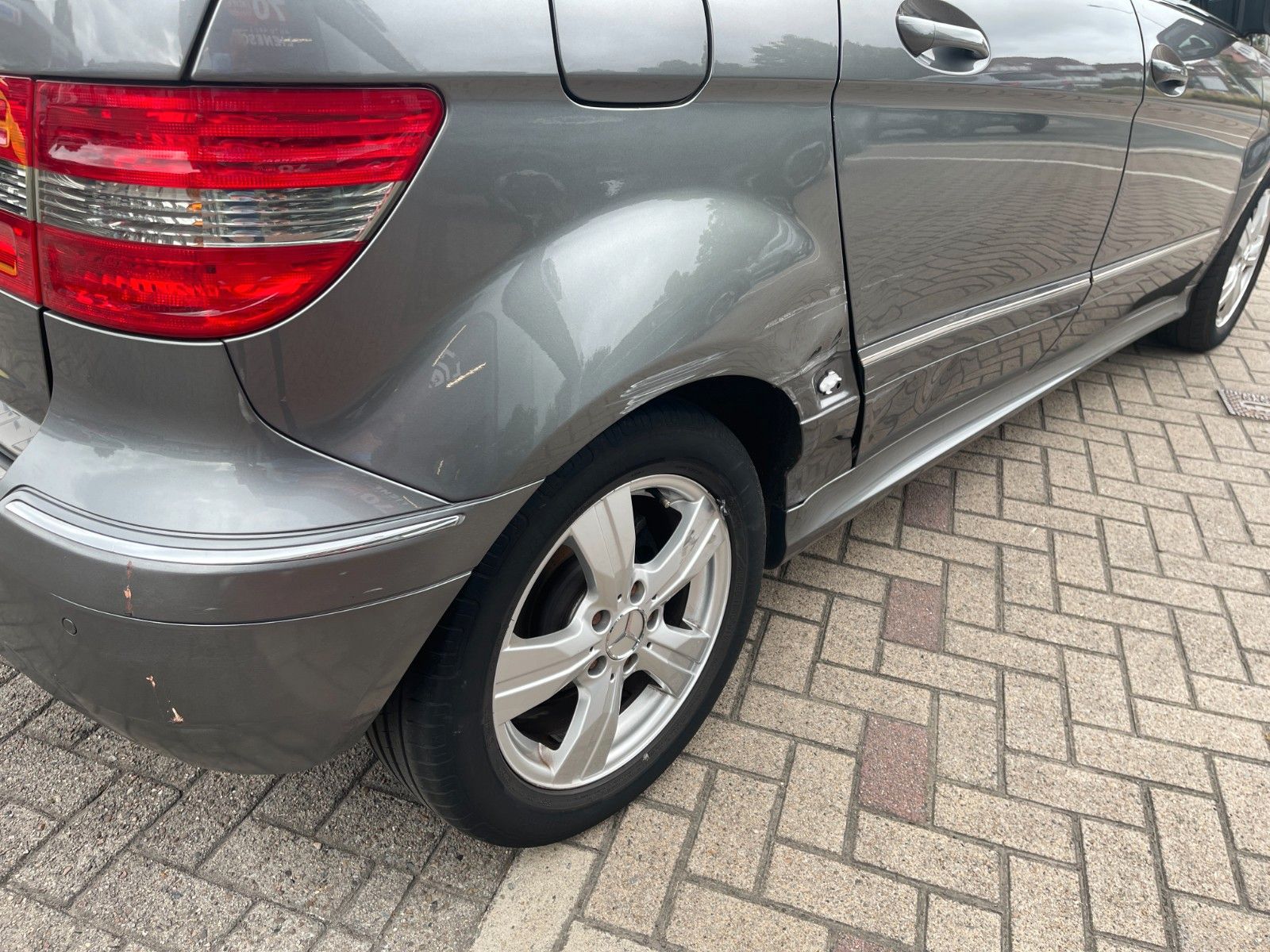 Fahrzeugabbildung Mercedes-Benz B 170 Klima