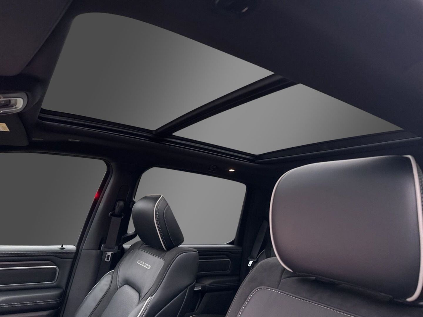 Fahrzeugabbildung Dodge RAM Laramie Night Premium-Hurricane 420 HP TT-MY