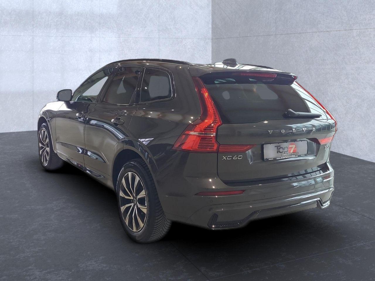 Volvo XC 60 Plus Dark AWD Bluetooth LED Klima