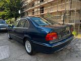 BMW E39 528i Lim. Schalter*Leder*PDC*Klima - BMW 528: E39