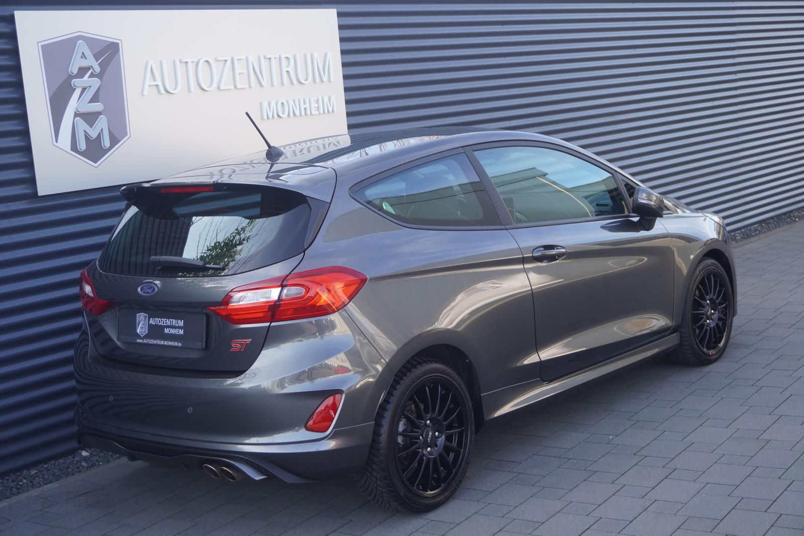 Ford FIESTA ST PERFORMANCE|APPLE|SITZHEIZUNG|LED|PDC