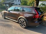 Volvo V60 Cross Country D4 AWD Geartronic Pro Pro - Volvo V60 Cross Country mit Diesel-Antrieb
