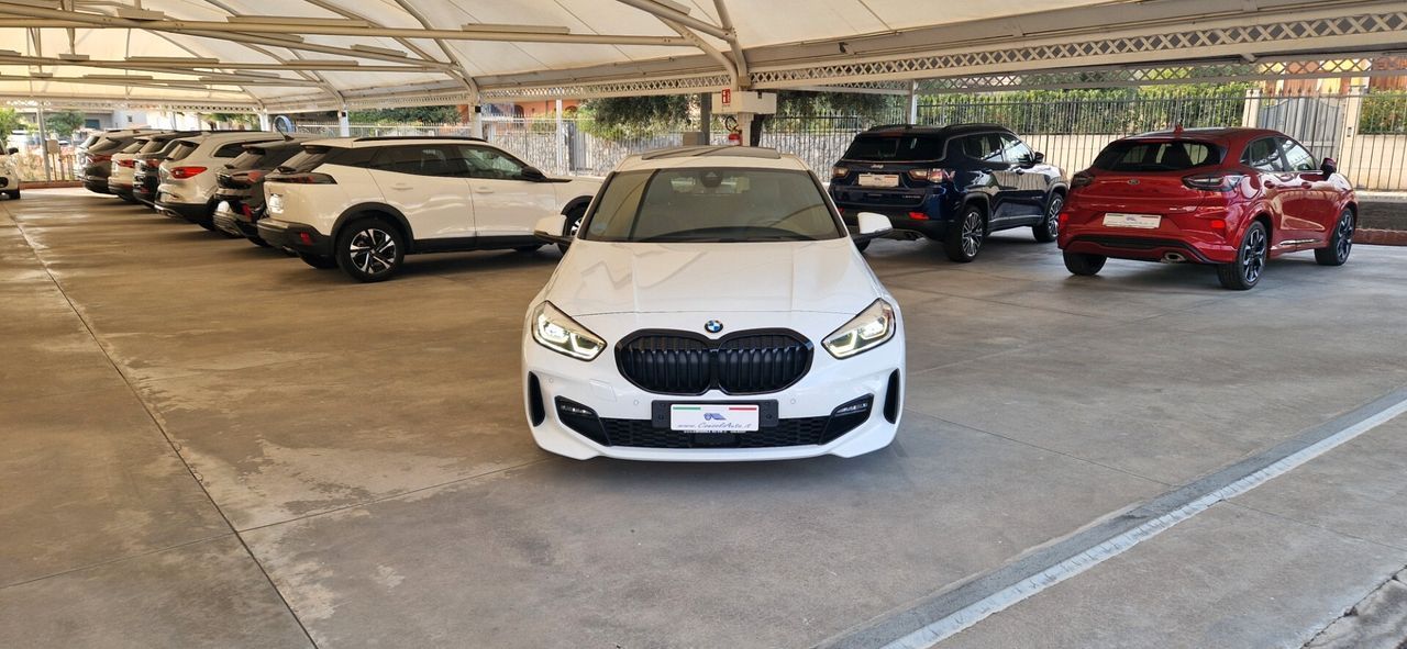 BMW Bmw 118d Msport Tetto Panoramico - Shadow Line imagem 3