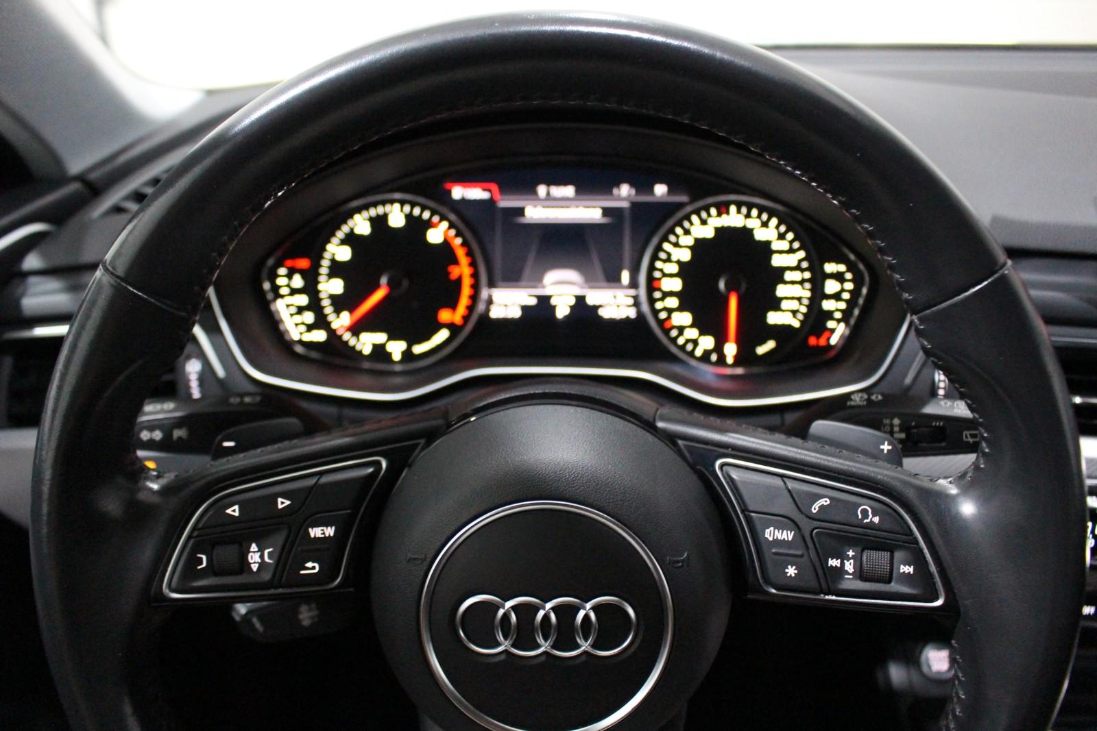 Audi A4 Avant 40 TFSI Sport S-Line NAVI LED 19" TOP