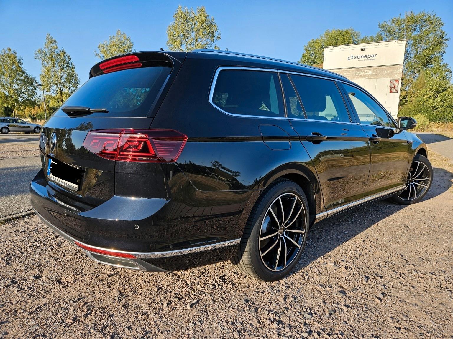 Volkswagen VW Passat Variant GTE | DSG | Navi | LED | ACC