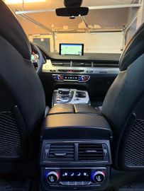 Audi Q7 - 12
