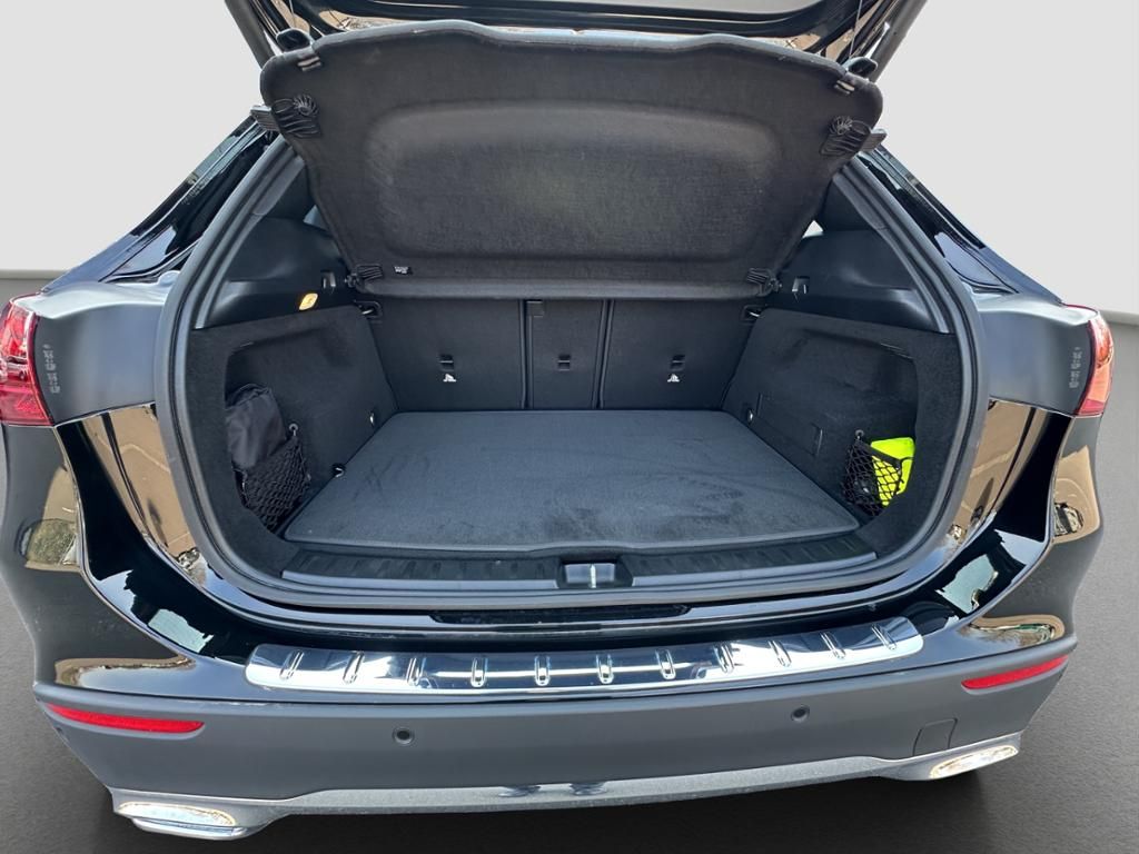 Fahrzeugabbildung Mercedes-Benz GLA 200 d LED*ParkAss*SpurH*el.Heck*PDC*RFK*AHK