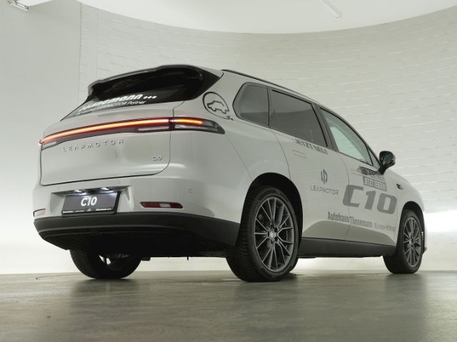 C10 DESIGN 69,9 kWh+NAVI+360°KAMERA+PANORAMADACH