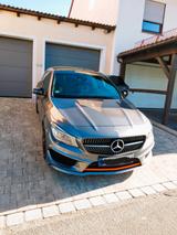 Mercedes-Benz CLA 250 Shooting Brake CLA 250 DCT 4MATIC Or... - silberne Mercedes-Benz CLA 250 Shooting Brake