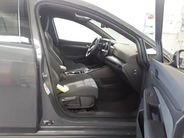 Volkswagen Golf - Bild 9
