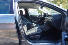 Fahrzeugabbildung Mercedes-Benz GLA 250 Urban-/Progressive-Paket Navi PDC SHZ!