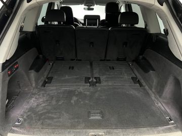Audi Q7 - 10