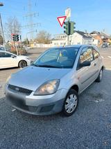 Ford Fiesta 1.3 Motor Tüv 09/2027 Klima - Ford Fiesta: Motor