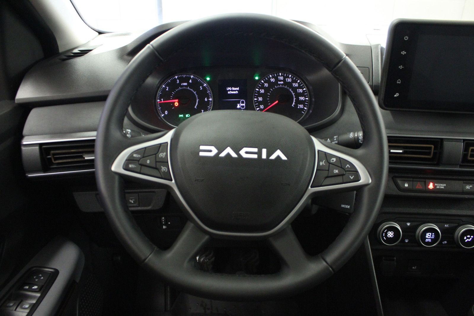 Fahrzeugabbildung Dacia Sandero Stepway TCe 90 auto Extreme*City-Paket*