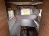 Weinsberg CaraOne Puh 390, Hubbett, Mover, Vorzelt, F-Träg - Offers matching your search criteria