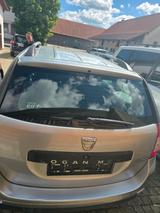 Dacia Logan MCV TCe 90 Stepway Stepway - silberne Dacia Logan