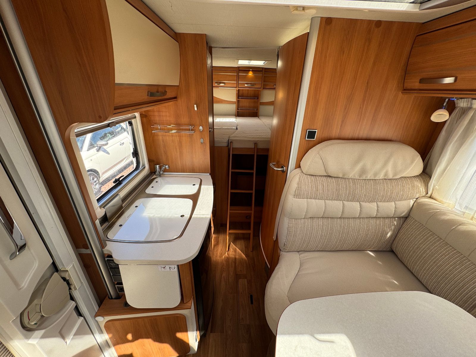 Fahrzeugabbildung HYMER / ERIBA / HYMERCAR EXSIS-T 474 EB FIAT DUCATO 1.HAND SAT TV MARKISE
