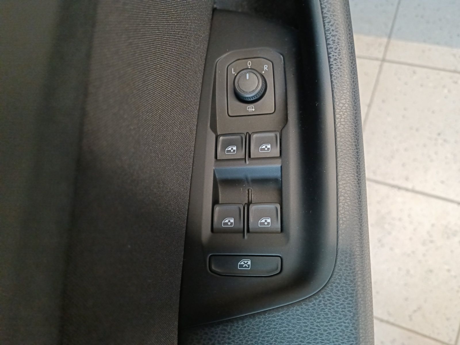 Volkswagen Passat - Bild 15
