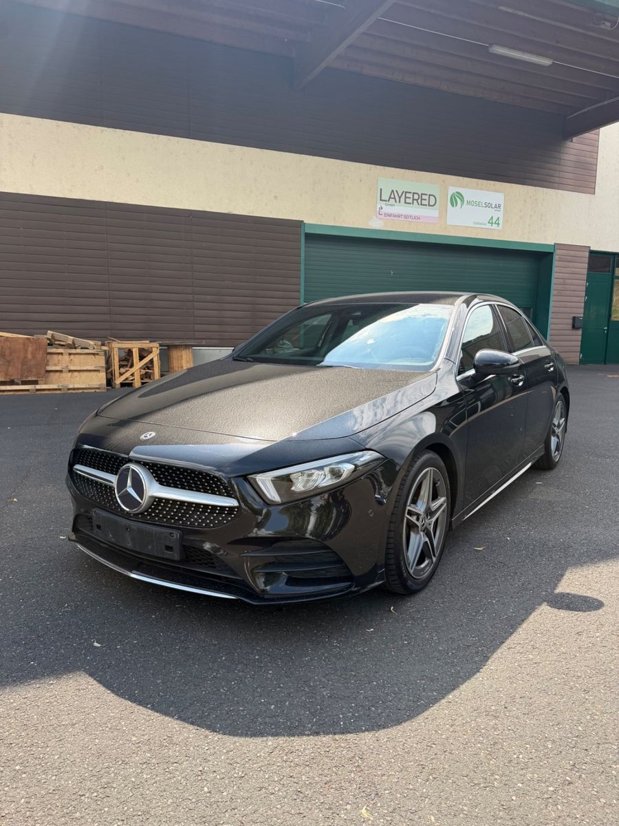 MERCEDES-BENZ A 180 A Limousine A 180 d AMG line