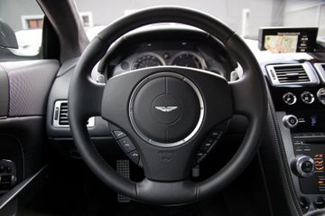 Aston Martin DB 9 Coupe*Facelift,Unfallfrei,Scheckh.,Dt.-FZG*