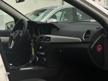 Mercedes C 220 - 10