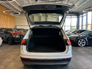 MYAUTOCENTER – Gebraucht- und Jahreswagen mit Werkstattservice in Pfaffenhofen Volkswagen Tiguan *Highline*4Motion*Leder*AHK*LED*