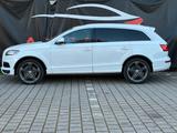 Audi Q7 3.0 TDI quattro*S Line*Panarama*Kamera*7Platz - Audi Q7 aus 2011: Line
