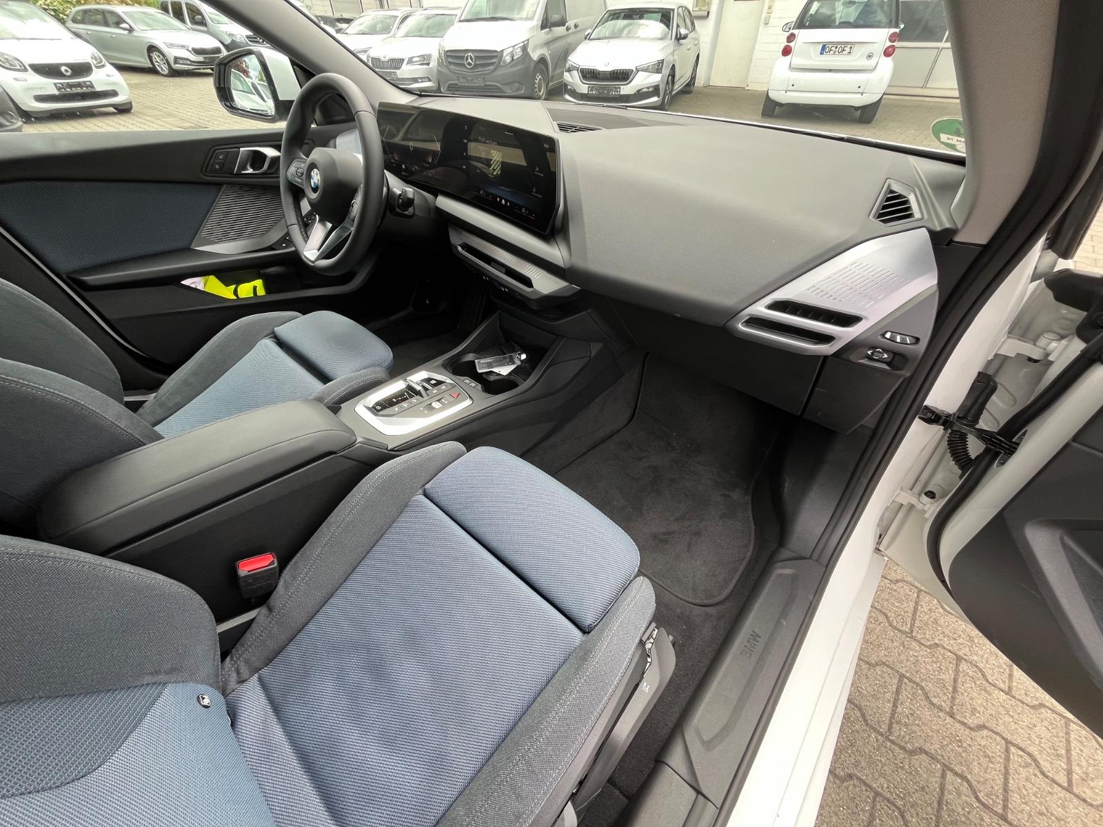BMW 216 Gran Coupe *BMW Live Cockpit Plus*