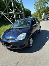 Ford Fiest - Ford Fiesta aus 2003 mit Diesel-Antrieb