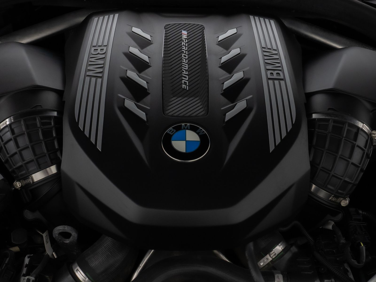 Fahrzeugabbildung BMW X5 M50i Panoram 360°HUD DAB HiFi Massage AHK 22"