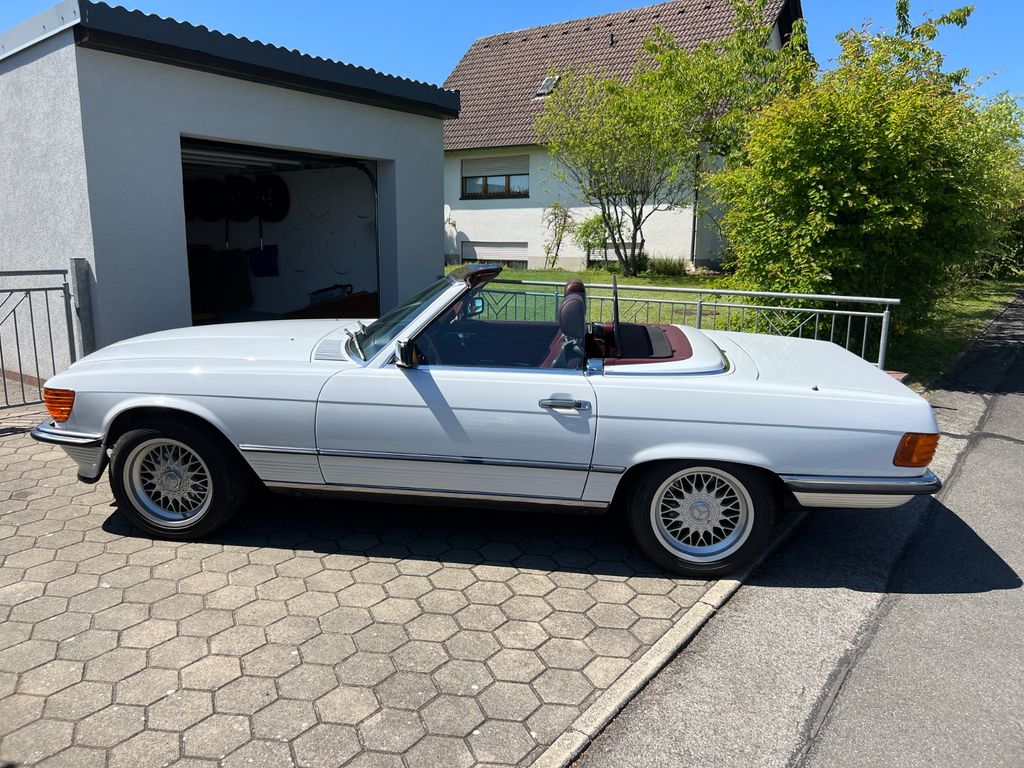 Mercedes-Benz SL 300