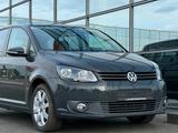 Volkswagen Touran Trendline 1.2 Klima PDC - Volkswagen Touran: Limousine