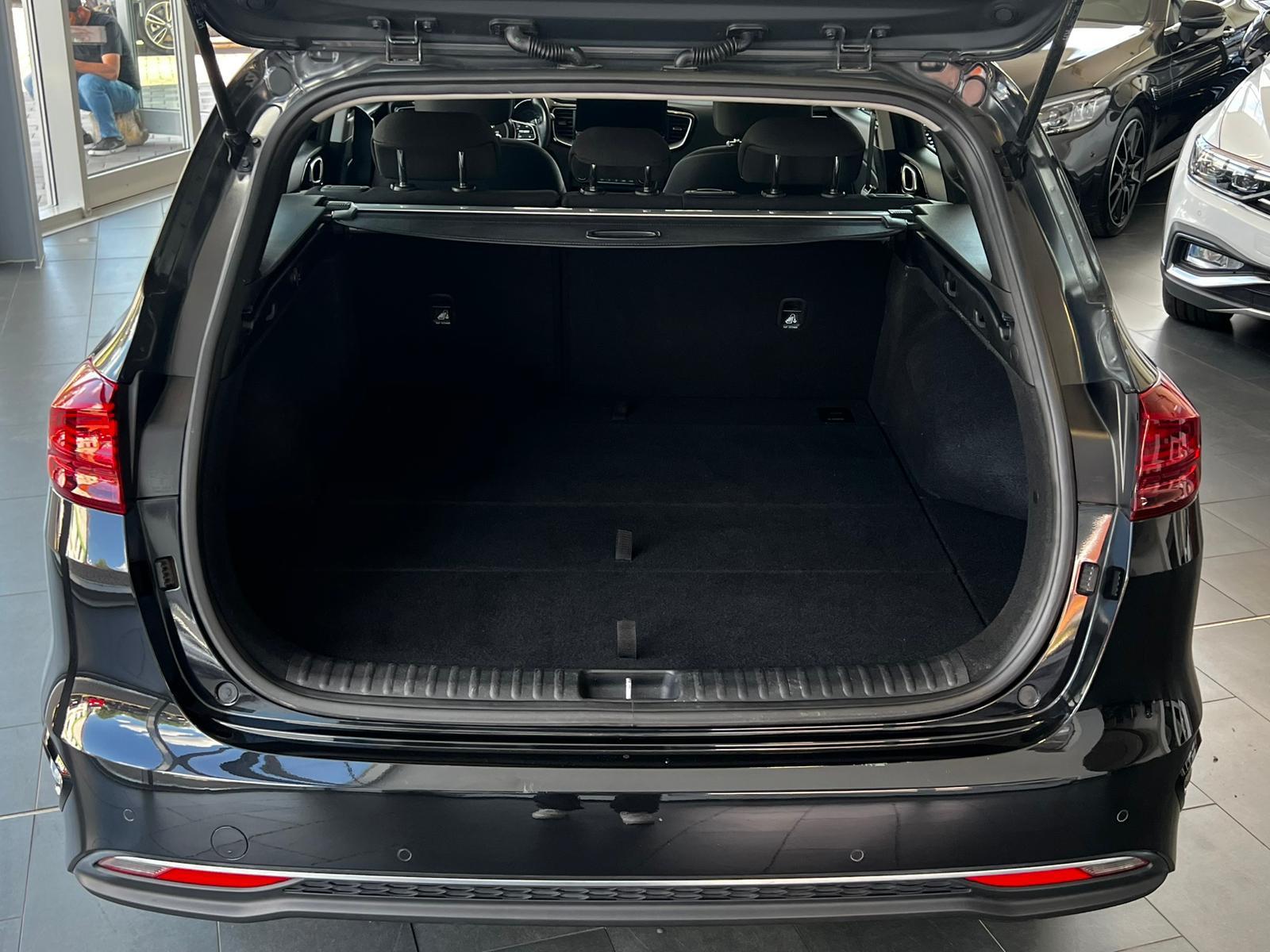 Kia cee'd Sportswagon 1.6 CRDI "R-Kamera/ACC/Navi"